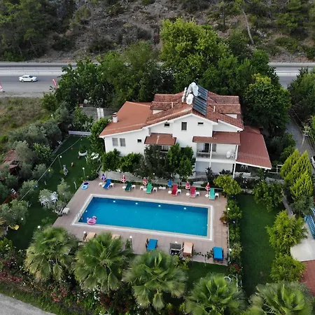 Guentur & Restaurant Göcek